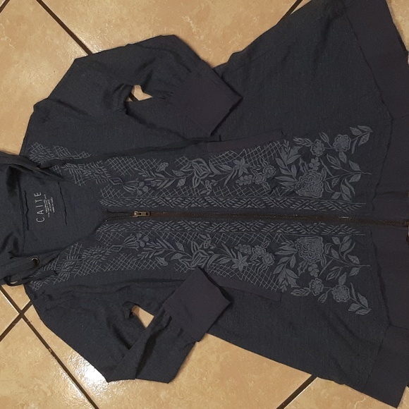 Caite Athleta dark blue embroidered shark bite hoodie Small - Picture 3 of 5